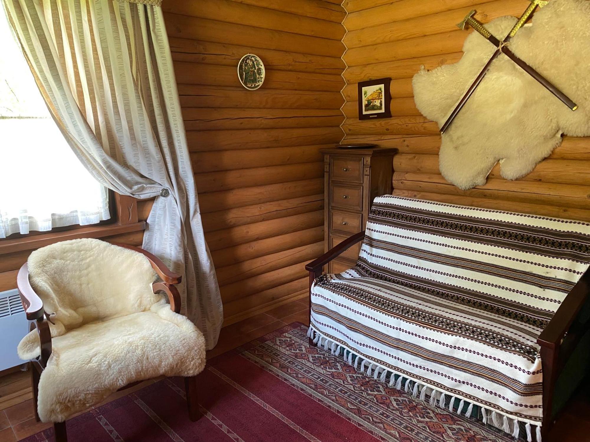 Relaxation In Guta Гута Покращене Шале 外观 照片